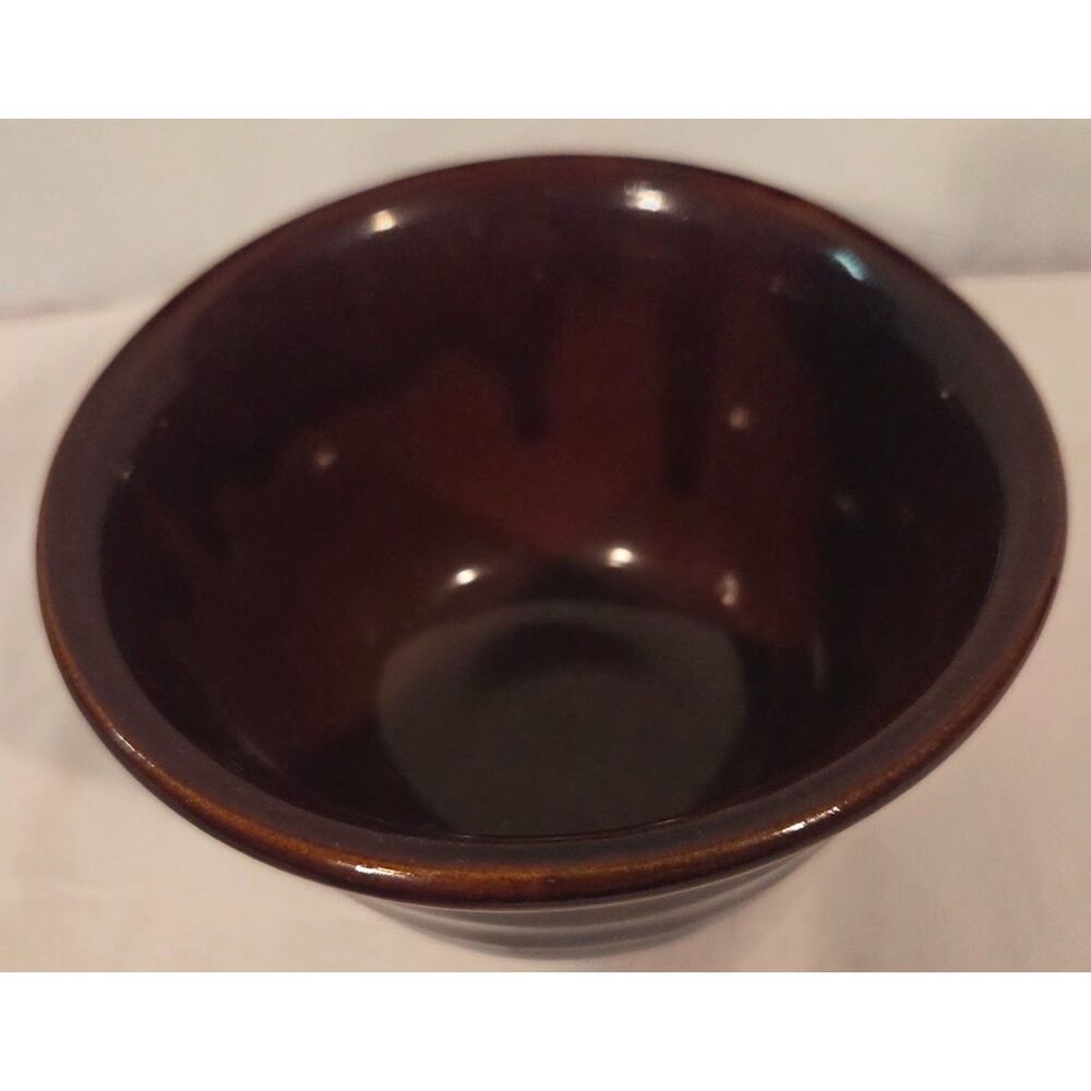 Vintage Mammoth Stoneware Brown Ribbed Bowl USA Maple Leaf Mark